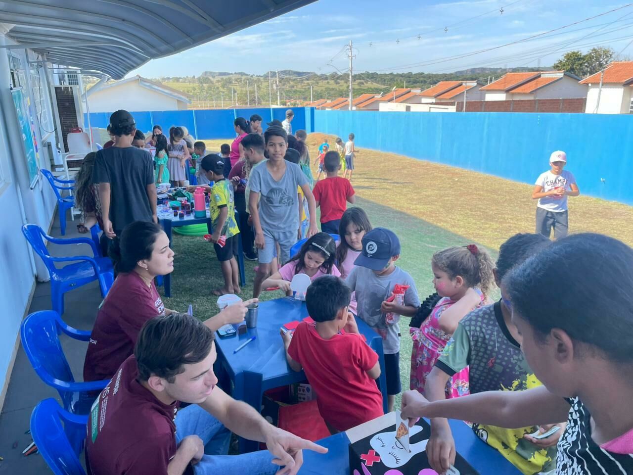 Imagem de compartilhamento para o artigo Projeto Levando Sorrisos leva saúde bucal e fortalecimento de vínculos a famílias do Bolsa Família em Figueirão da MS Todo dia